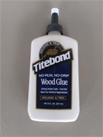 F1) New Titebond Wood Glue 8 oz