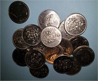 19 Canada 50 cent coins
