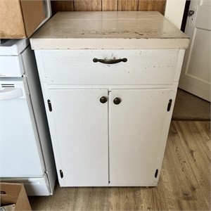 Wood Kitchen Cabinet