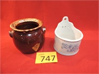 Vintage Glazed Pot / Salt Keeper