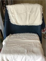 Antoinette Full Size Comforter Blanket with 2