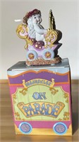 “Musical On Parade” Dreamsicles Figure in the box