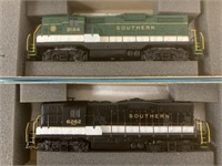 2 Athearn Southern Train Engines