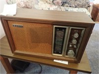 Vintage Sony AM/FM Radio - Works!