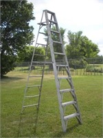 10ft Aluminum Step Ladder