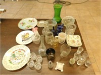 Miscellaneous glass lot