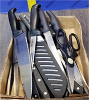 Assorted Kitchen Knives