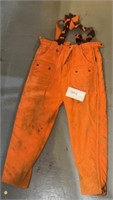 Insulated hunting pants with suspenders