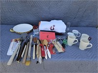 Kitchen utensils, various kitchen towels