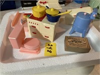 Plastic toy kitchen items