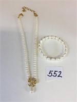 PEARL NECKLACE AND BRACELET