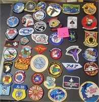 W - LOT OF COLLECTIBLE PATCHES (L30)