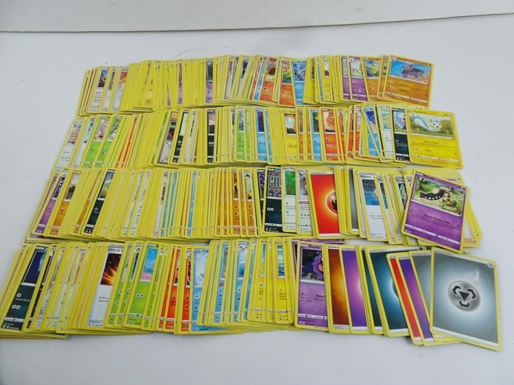 Huge Lot of Pokemon Cards - Various Types &