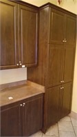 upper cabinet with pantry