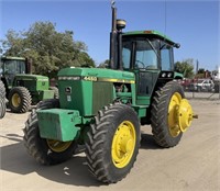 JOHN DEERE 4450 Tractor, MFWD, Powershift