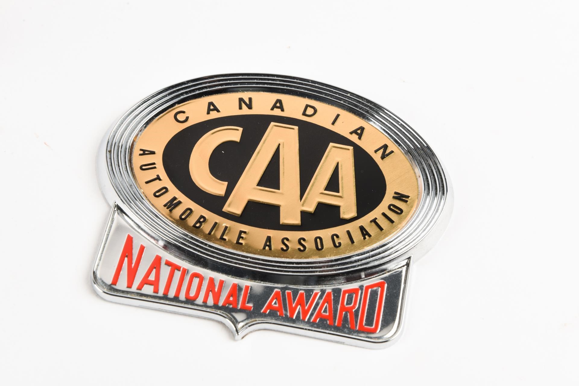 CANADIAN CAA NATIONAL AWARD EMBLEM/ BOX / NOS