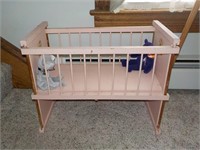 Child doll crib 21x12x15, 2 beanies FOYER