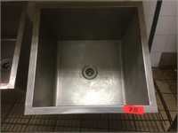 Built-in S/S Sink, 16" x 16" x 12"