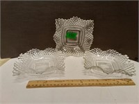 Indiana Glass Ruffled Diamond Point Trinket