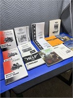 Quantity of manuals see close-up picture