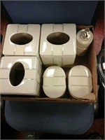 Box lot of 6 piece bathroom set