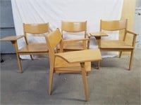 4 chaises tablette écritoire mid century Henderson