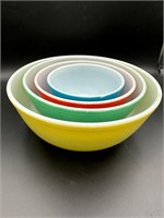 Vintage Pyrex Primary Colors Mixing Bowl Set