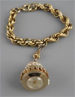 Beautiful vintage Coro gold twisted chain bracelet