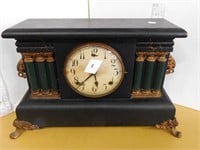 AMERICAN MANTLE CLOCK, NO MAKER'S NAME OR