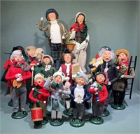 14 BYER'S CHOICE CAROLERS