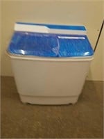 Portable Twin tub washing machine 13 lb, measures
