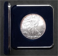 2007 1oz Silver Eagle Gem BU Toned in Mint Case