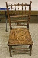 Dining chair w/ original wicker seat