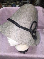 2 Wool Hats WPL5923
