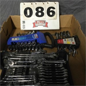 Wrench set, ratchet wrenches