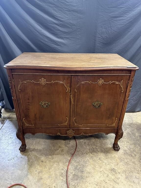 20th Century Double Door Cabinet With Carved Legs