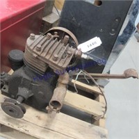 Old kick-start engine