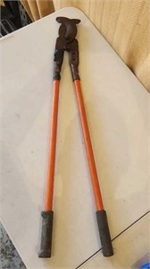2-1/4" Cable Cutters, 31" Handles