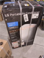 LG 7000 BTU , 300sq.ft. Air conditioner