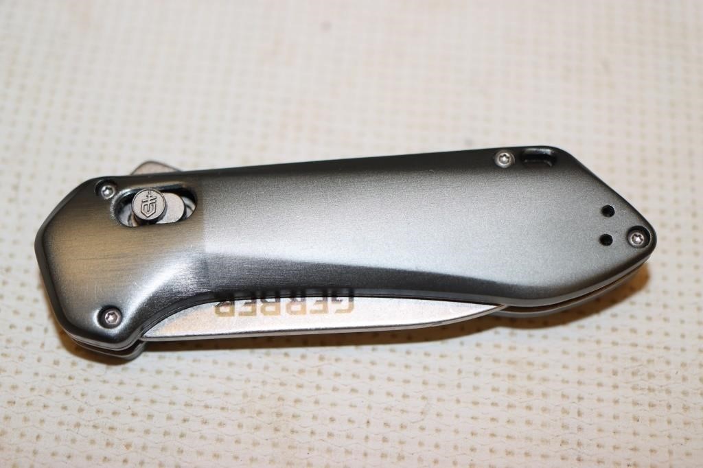 Gerber 2.5" Lock Blade Knife No. 8971220A