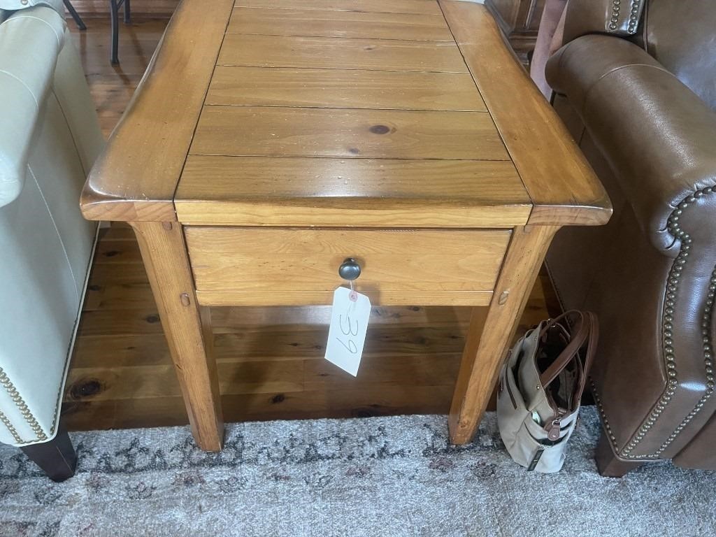 End Table 24"L x 28"W x 24"H