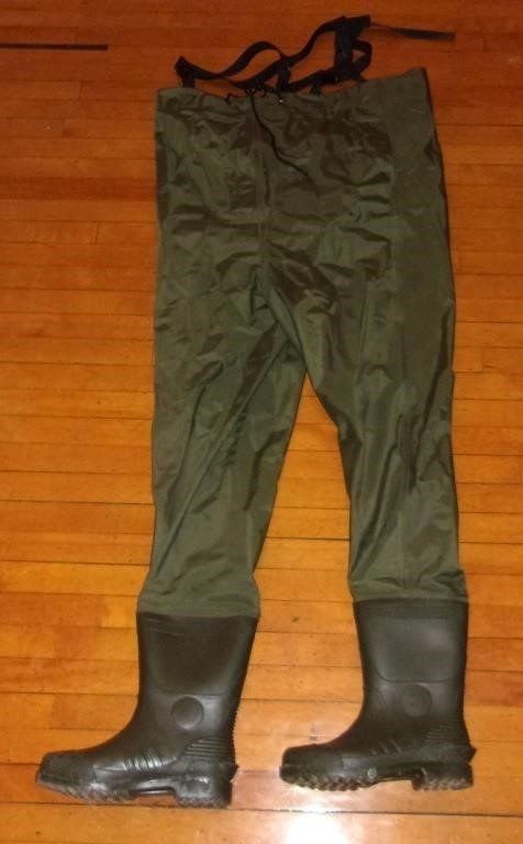 Size 9 hip waders.