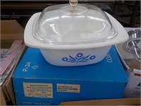 Corning ware casserole w/ box