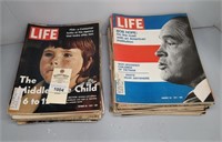 (25+) 1970S LIFE MAGAZINES