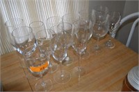 15 VARIOUS SIZE LONGSTEM GLASSES