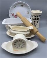 8pc Vintage Kitchenware Lot