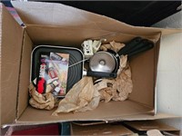 BOX OF VARIOUS PANS PHONE LIDS