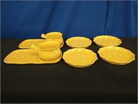 8 Piece Yellow Temptations Ware