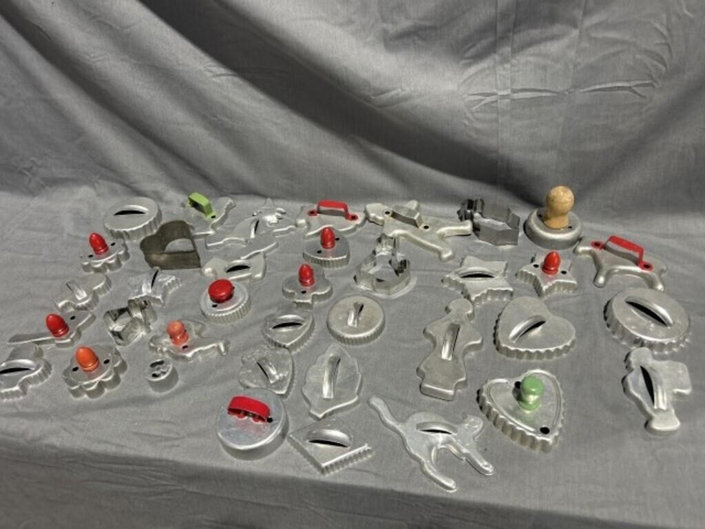 37 Vintage cookie cutters