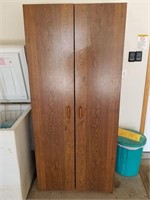 wardrobe / cabinet